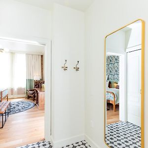 Queen Suite